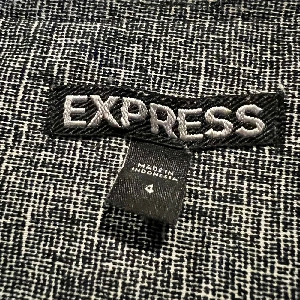 2 for $22 Express Womens Skirt Size 4 Twill Knit Stretch Classic Career Modern - Picture 7 of 8